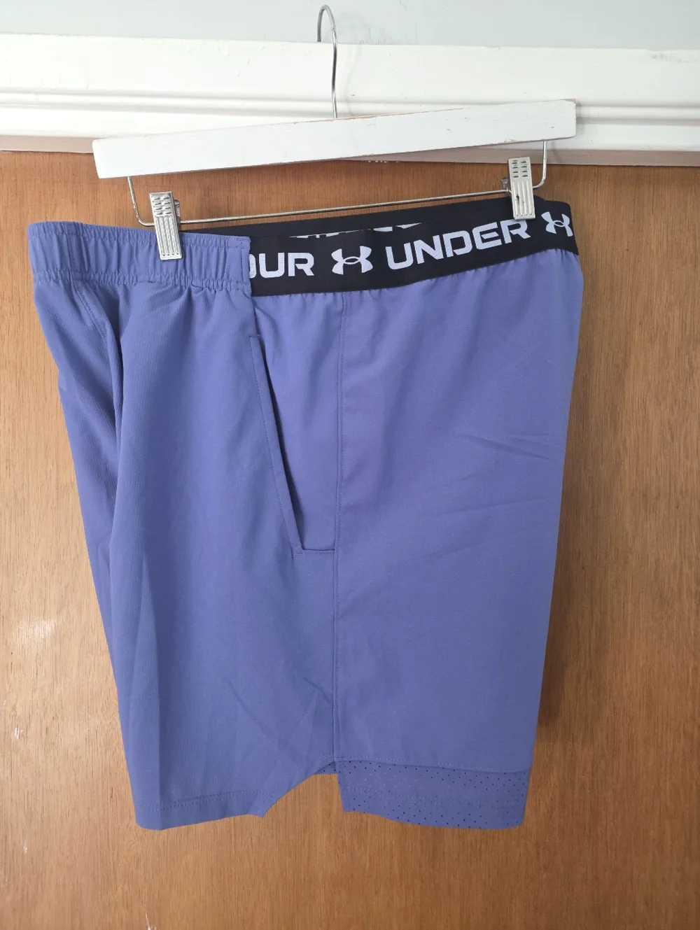 Under Armour Men's Size Large Purple UA Vanish Woven 6
